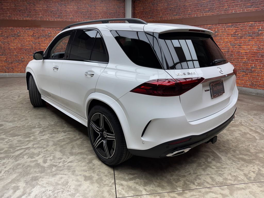 Used 2026 Mercedes-Benz GLE 350 4MATIC image 2