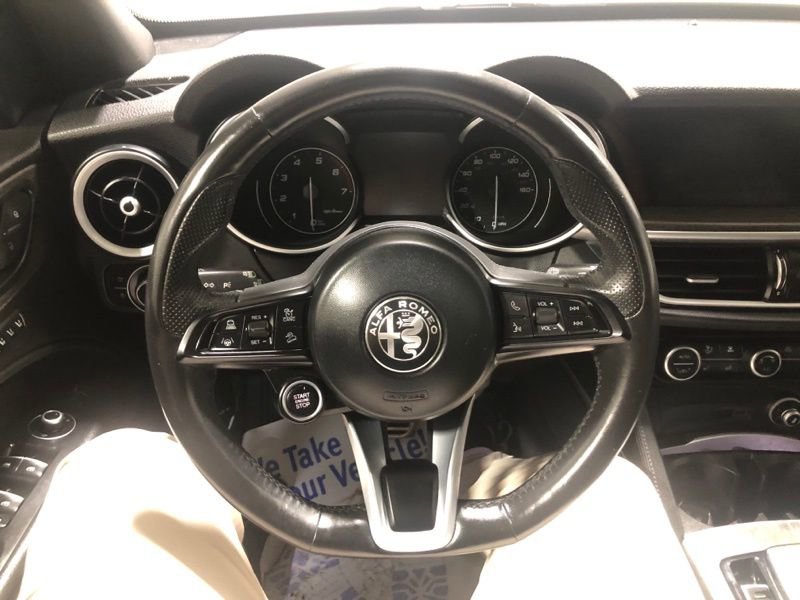 Used 2022 Alfa Romeo Stelvio Ti w/ Active Assist Plus Package AWD/4WD image 25