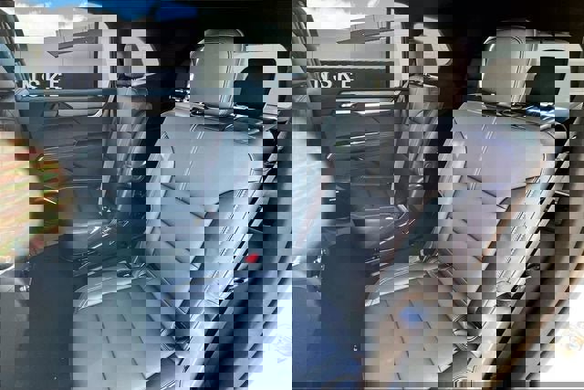 New 2026 GMC Acadia Elevation image 10