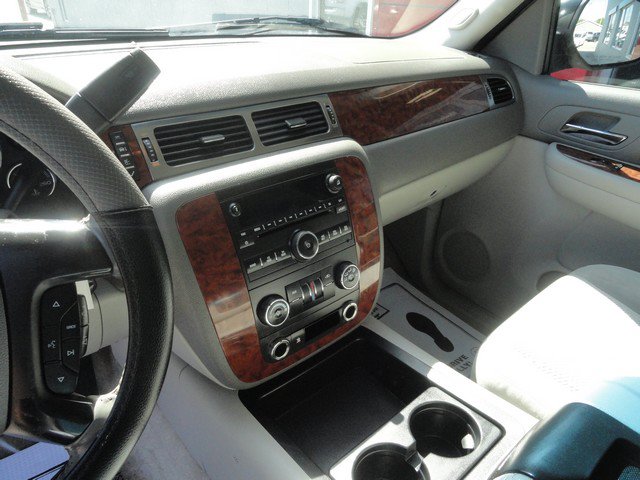 Used 2007 Chevrolet Tahoe LT AWD/4WD image 8