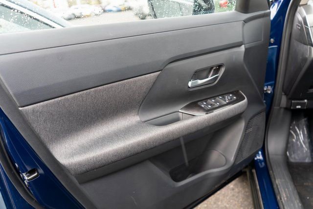 New 2026 Nissan Kicks SV image 10