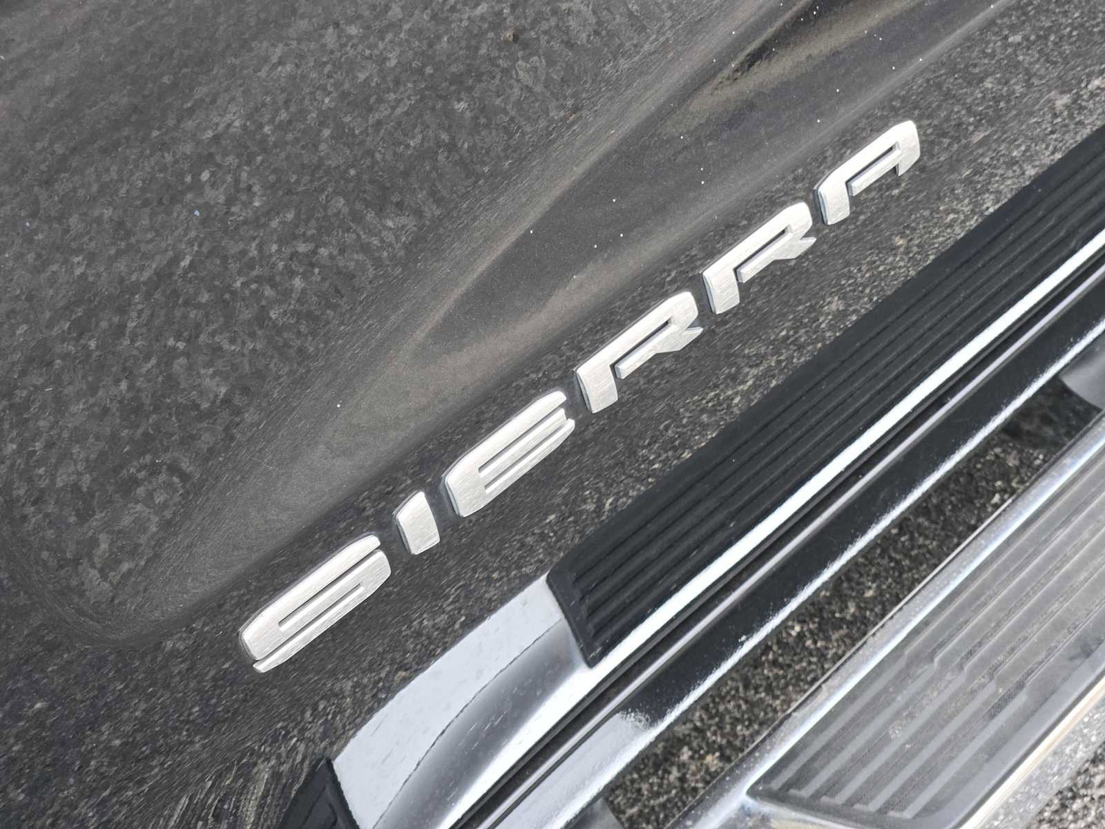 Certified 2024 GMC Sierra 1500 SLT image 11