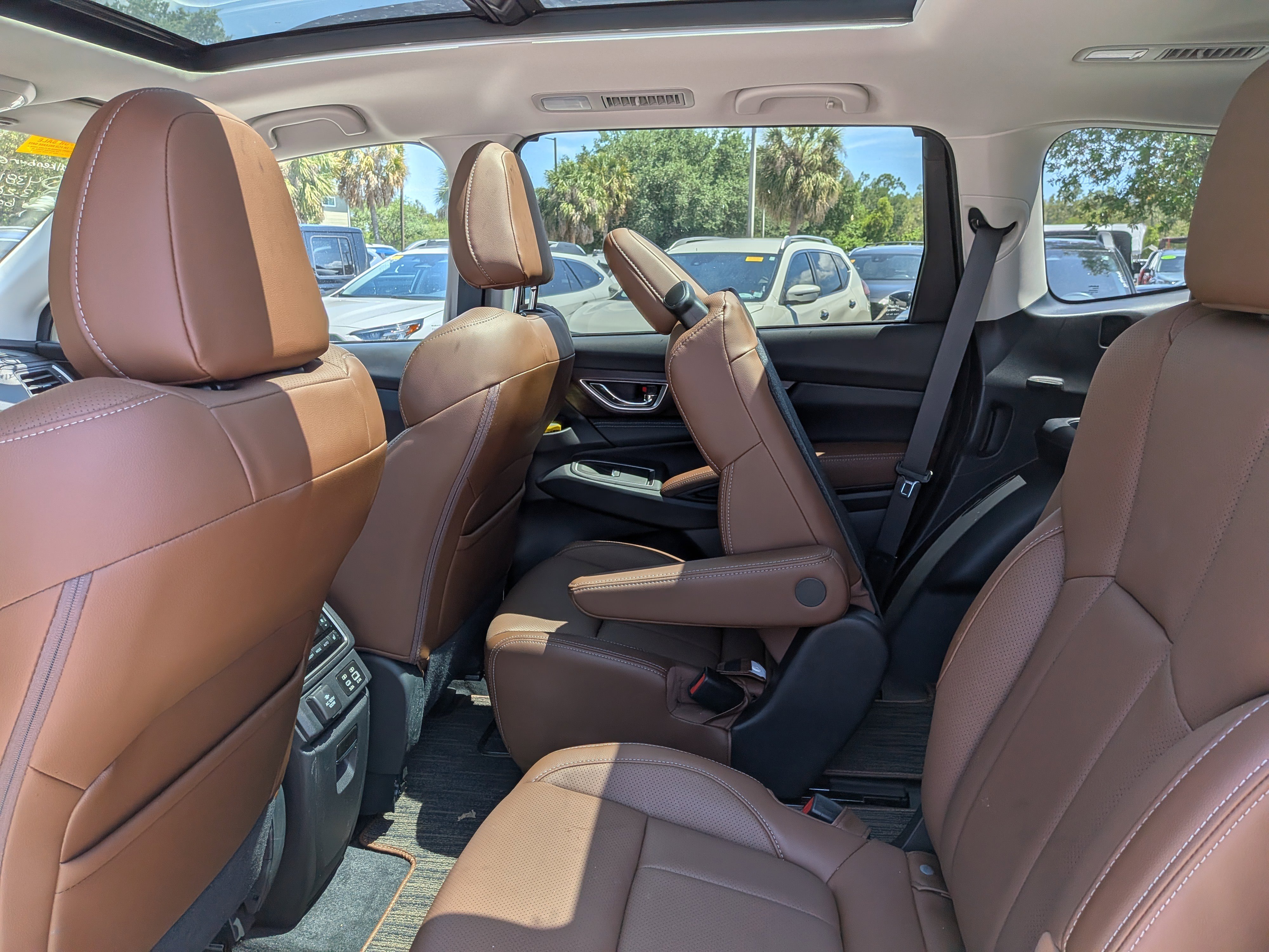Used 2025 Subaru Ascent Touring AWD/4WD image 13