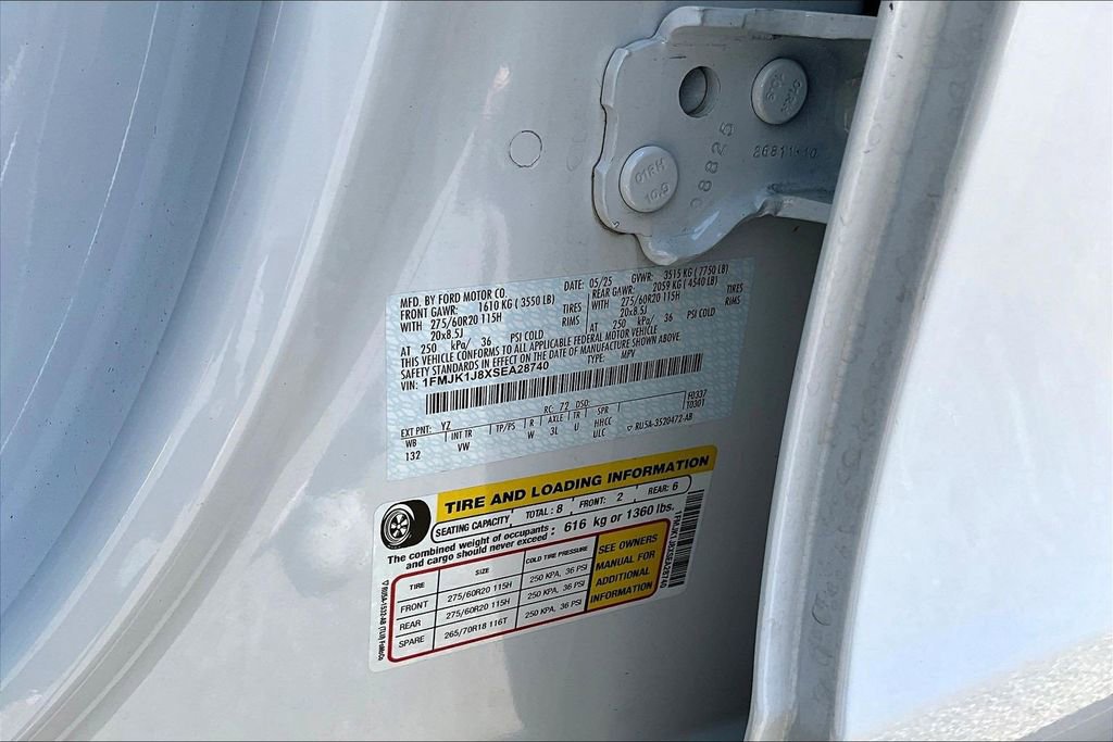 Used 2025 Ford Expedition Max Active AWD/4WD image 21