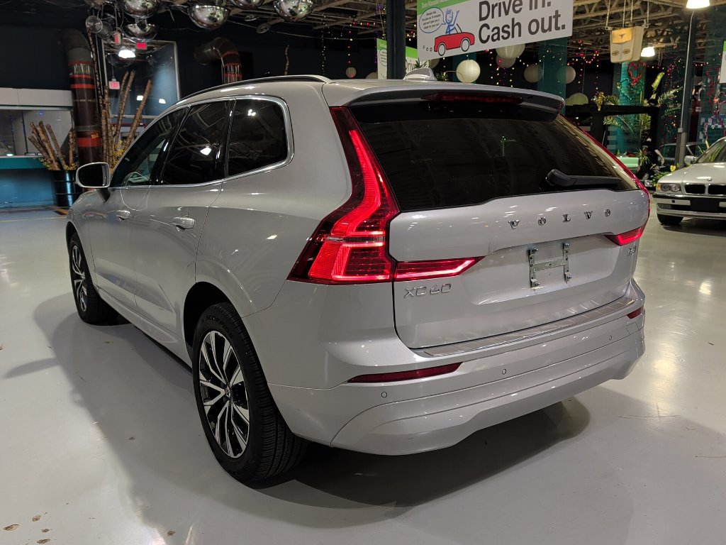 Used 2023 Volvo XC60 B5 Core w/ Climate Package AWD/4WD image 11