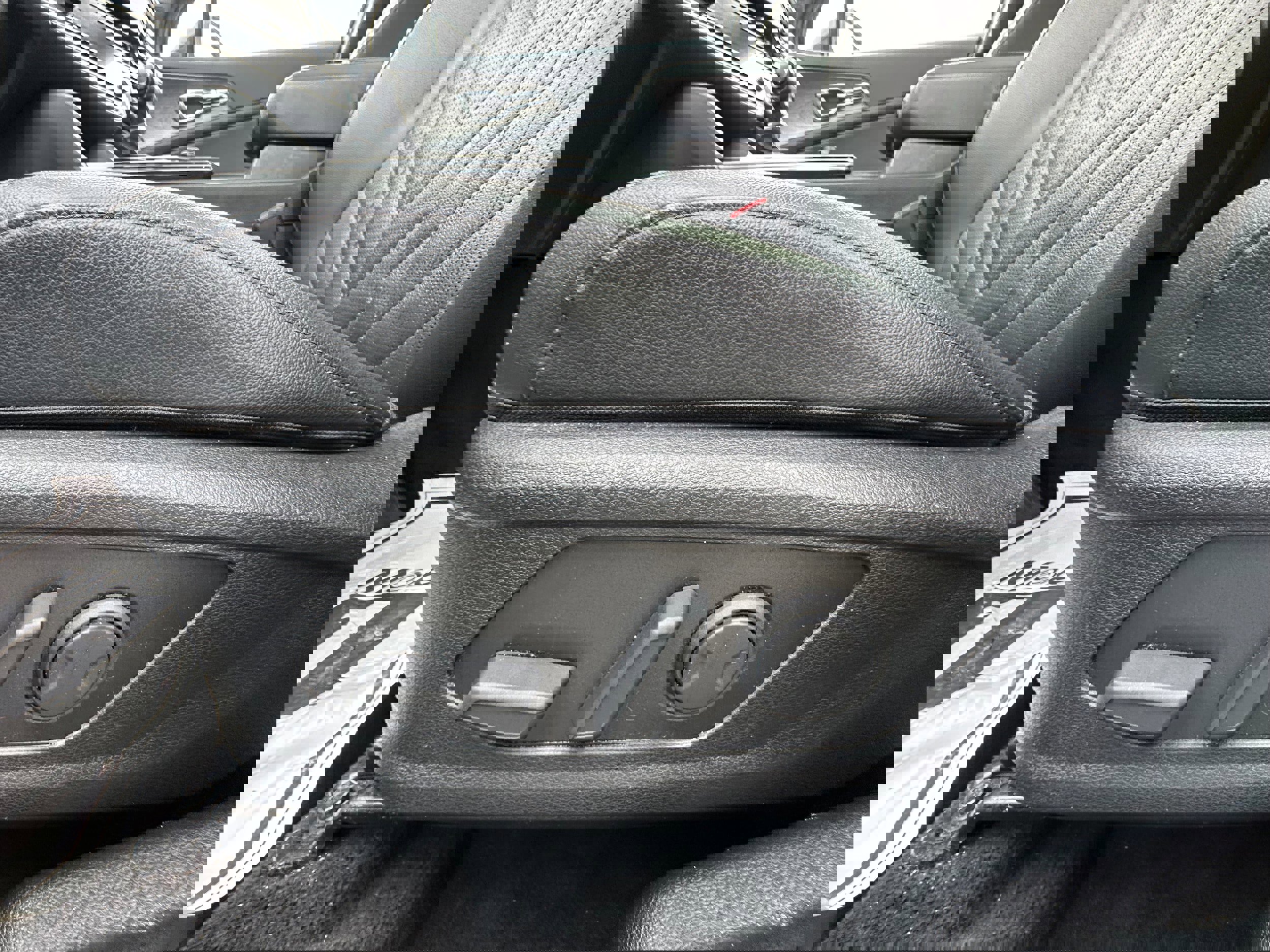 Used 2024 Kia Sportage X-Line w/ X-Line Premium Package image 25