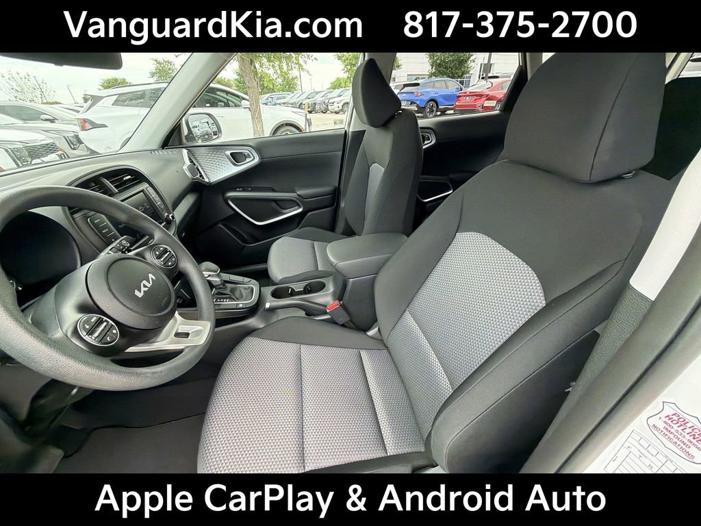 Certified 2025 Kia Soul LX image 15