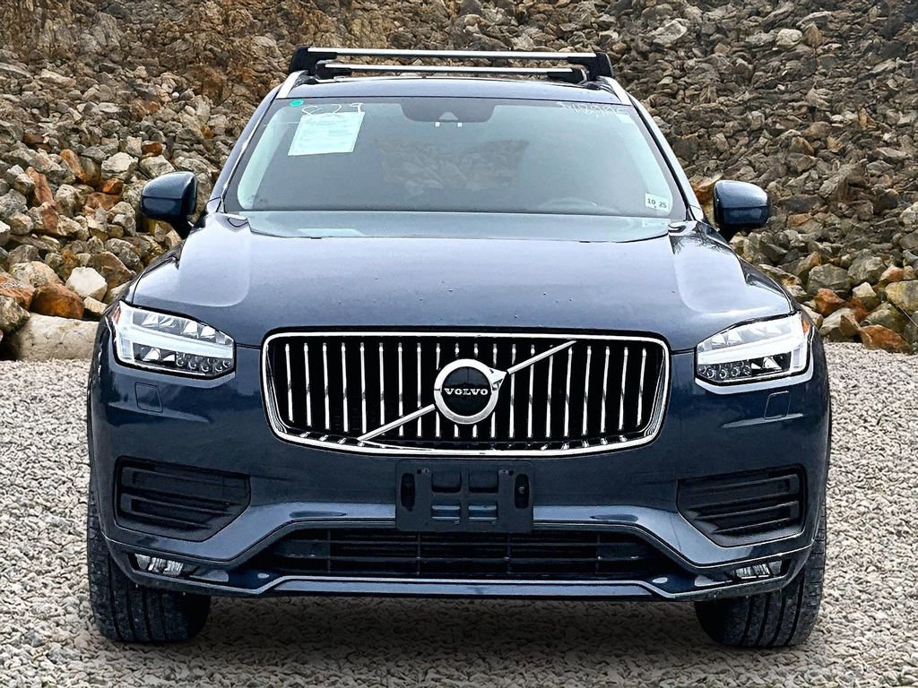 Used 2021 Volvo XC90 T5 Momentum w/ Protection Package Premier image 3