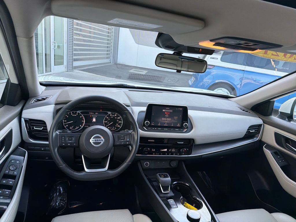 Used 2021 Nissan Rogue SV w/ Premium Package AWD/4WD image 13