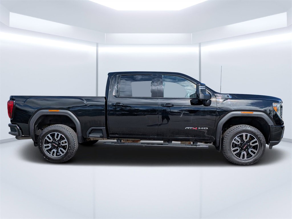 Used 2023 GMC Sierra 2500 AT4 image 2