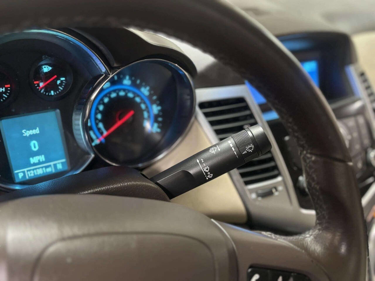 Used 2012 Chevrolet Cruze LTZ image 31