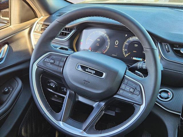 New 2025 Jeep Grand Cherokee L Altitude image 11