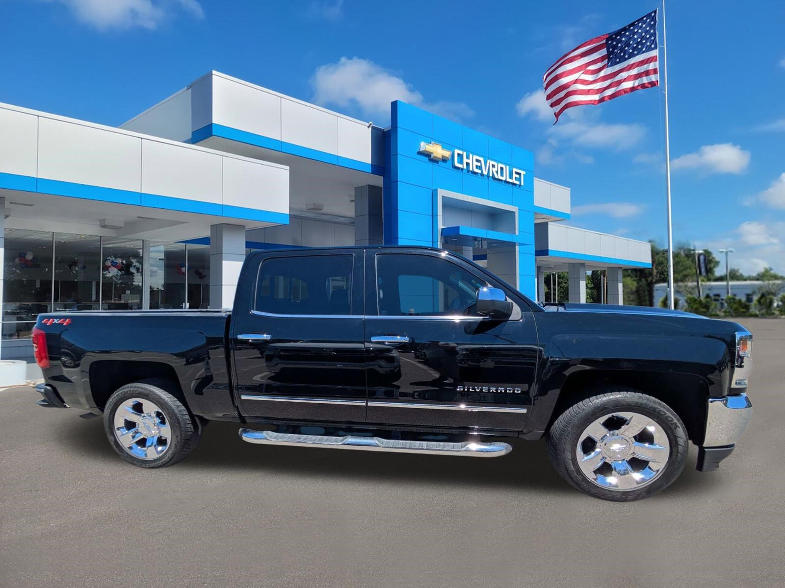 Used 2018 Chevrolet Silverado 1500 LTZ w/ Sport Package AWD/4WD image 2