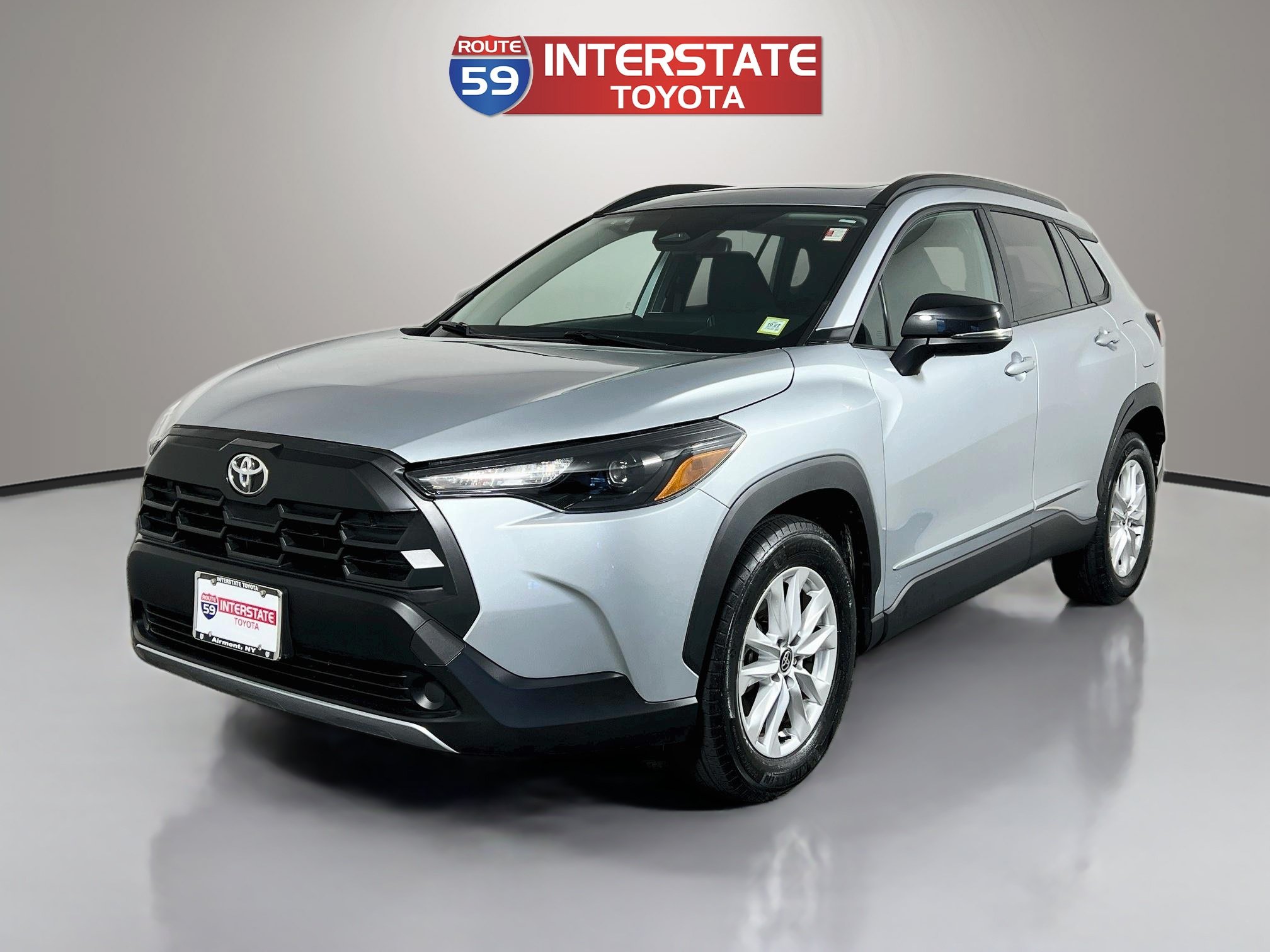 Certified 2026 Toyota Corolla Cross LE w/ Moonroof Package AWD/4WD image 3