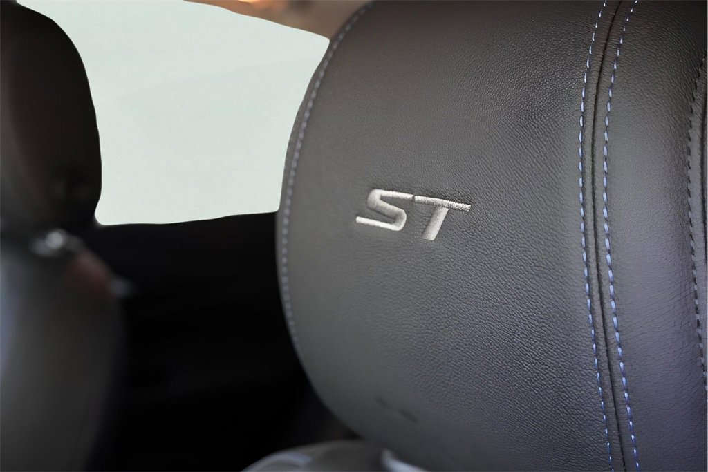 New 2026 Buick Encore GX Sport Touring image 11