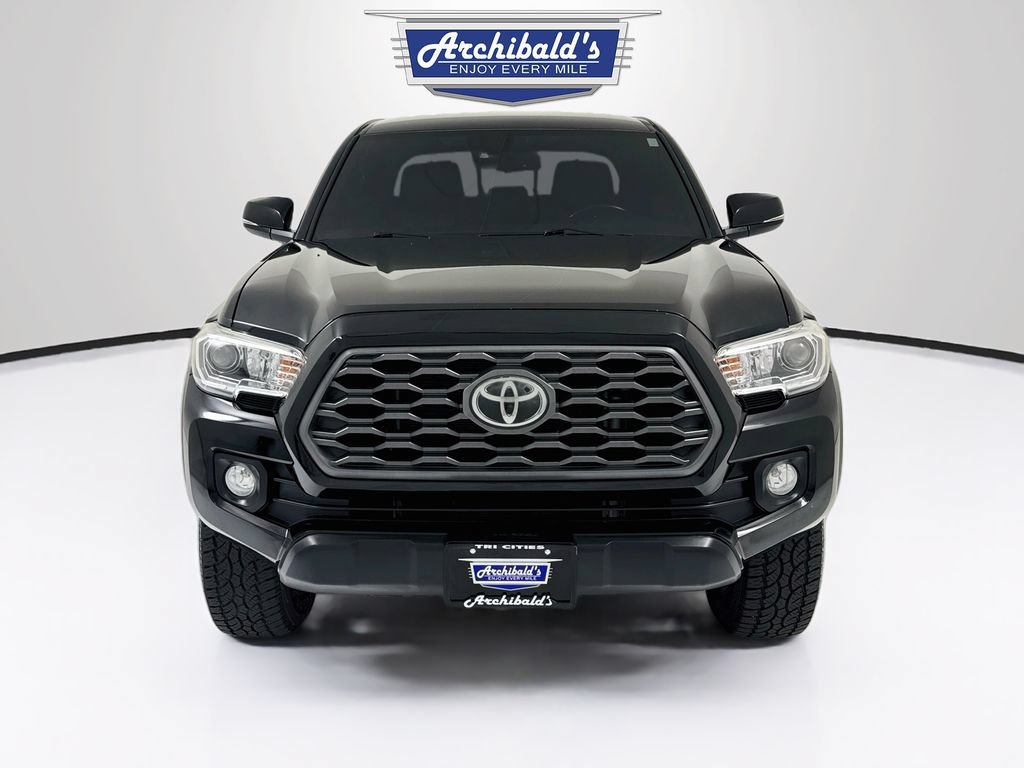 Used 2020 Toyota Tacoma TRD Off-Road w/ Technology Package AWD/4WD image 2