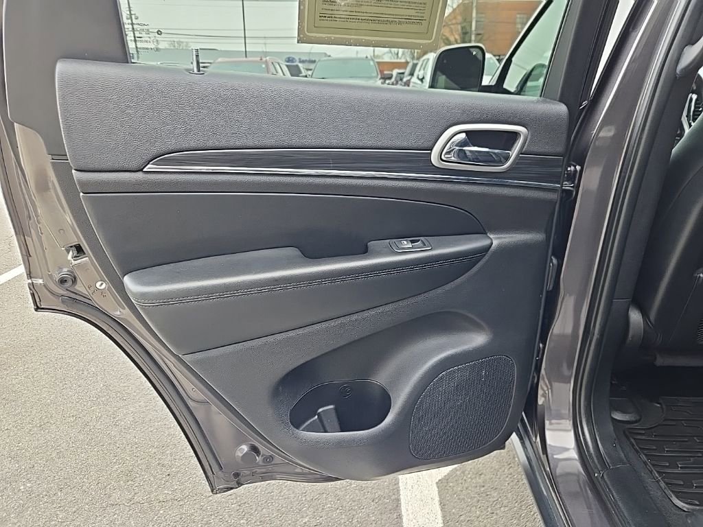 Used 2020 Jeep Grand Cherokee Limited image 44