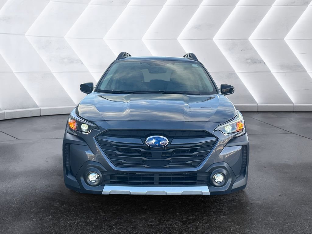 Used 2025 Subaru Outback Limited image 2