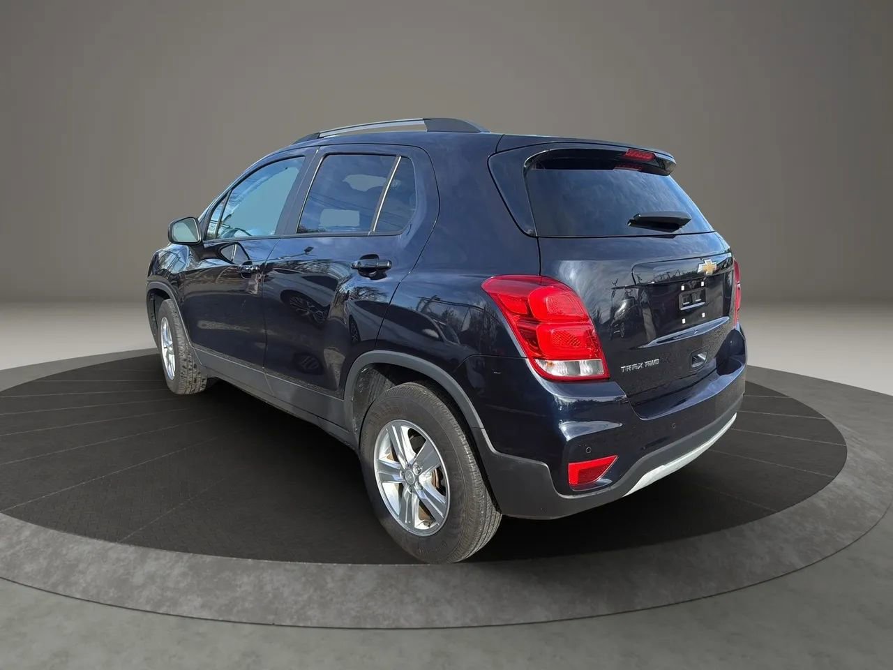 Used 2021 Chevrolet Trax LT w/ Driver Confidence Package image 7