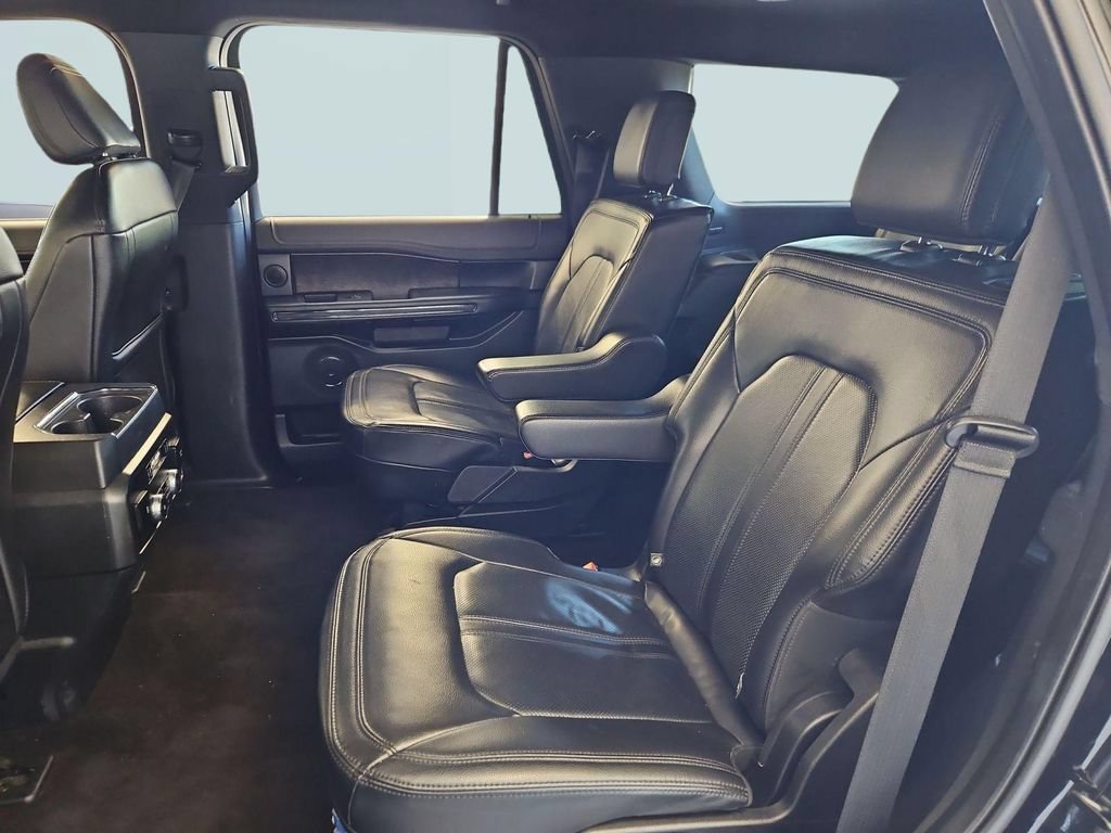 Used 2021 Ford Expedition Limited AWD/4WD image 23