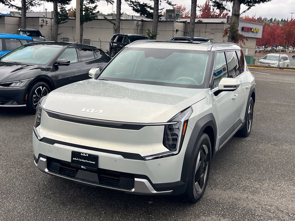 Used 2024 Kia EV9 Wind AWD/4WD image 3