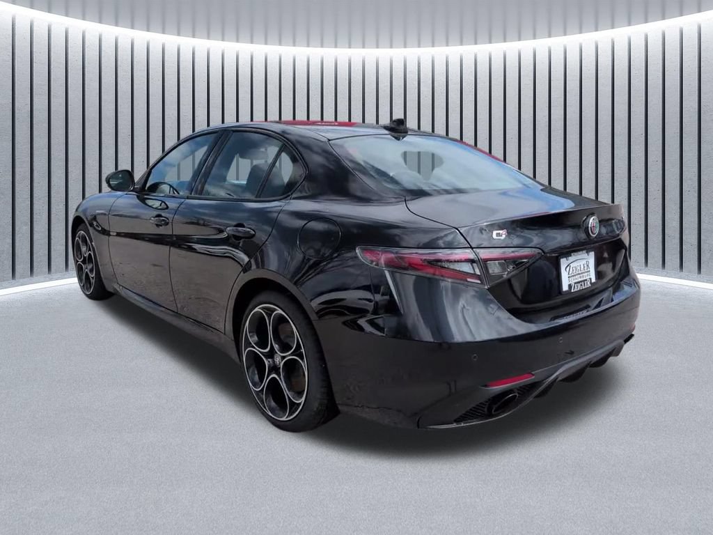 New 2026 Alfa Romeo Giulia AWD image 13