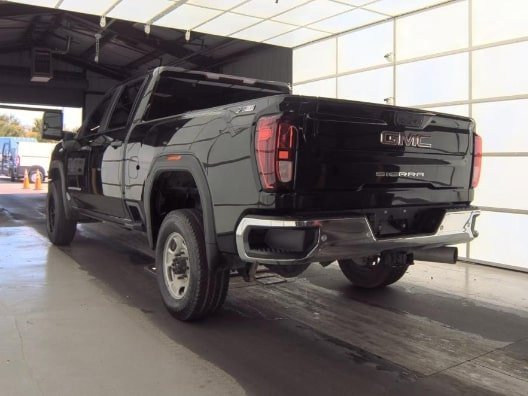 Used 2024 GMC Sierra 2500 Pro image 8