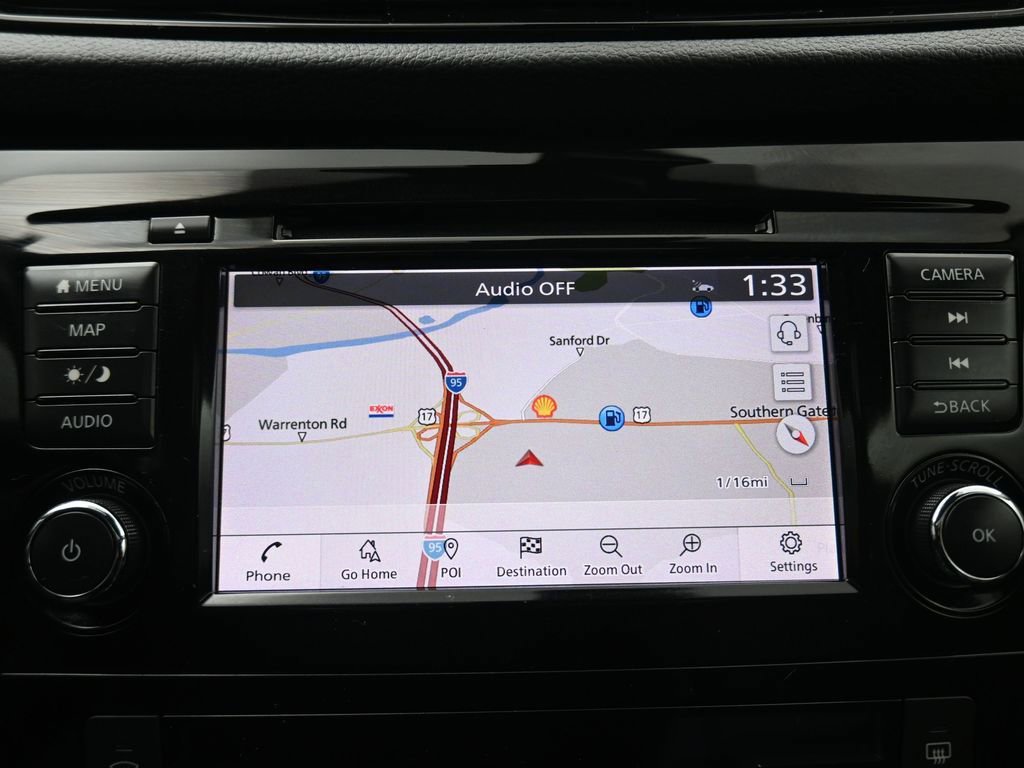 Used 2022 Nissan Rogue Sport SL w/ Premium Package image 18