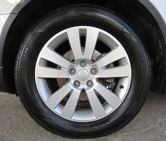 Used 2013 Subaru Tribeca Limited w/ PWR Moonroof Pkg AWD/4WD image 36