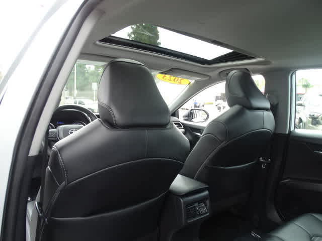 Certified 2023 Toyota Camry SE w/ Audio Upgrade Package FWD image 21