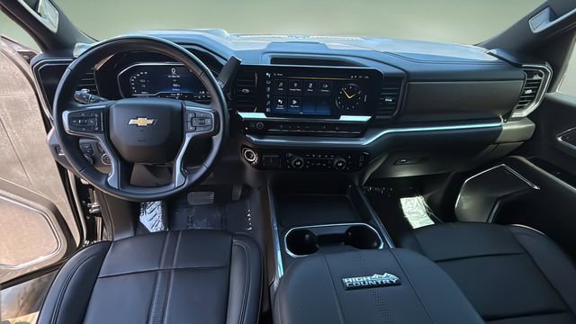 Used 2024 Chevrolet Silverado 2500 High Country w/ High Country Premium Package image 16