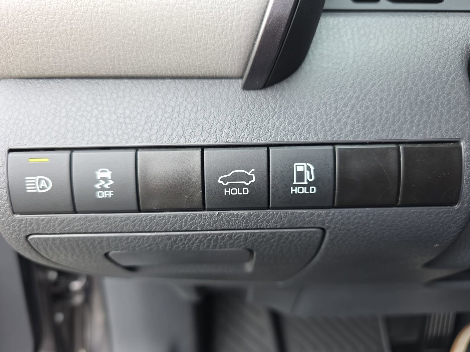 Used 2024 Toyota Camry XLE image 25