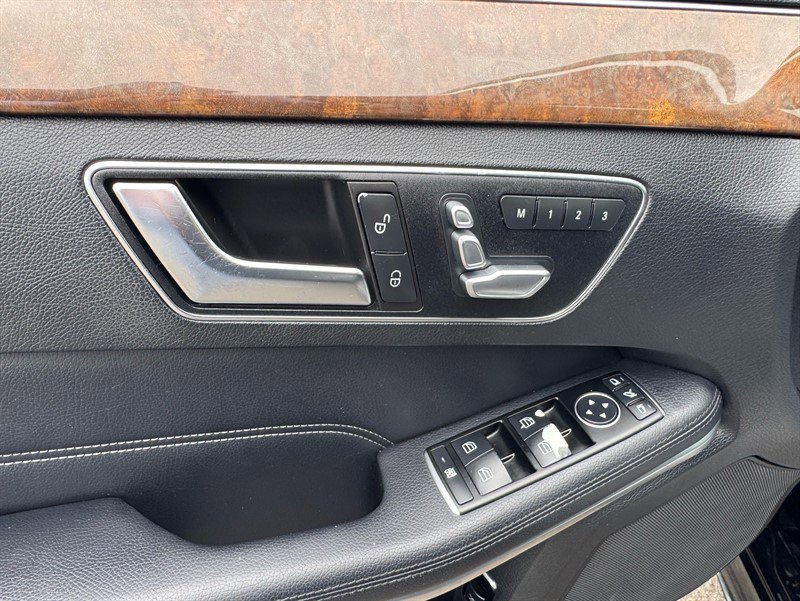 Used 2015 Mercedes-Benz E 350 4MATIC Sedan image 12