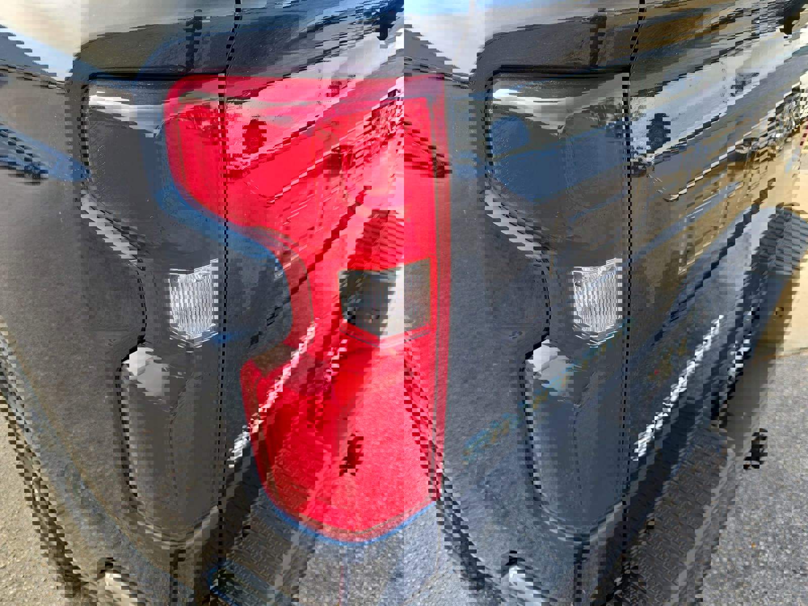 Used 2021 Chevrolet Silverado 1500 RST w/ Z71 Off-Road Package image 36