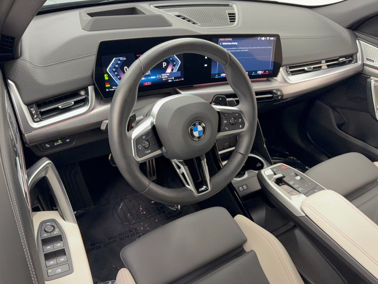 Certified 2025 BMW X2 xDrive28i w/ Premium Package AWD/4WD image 4