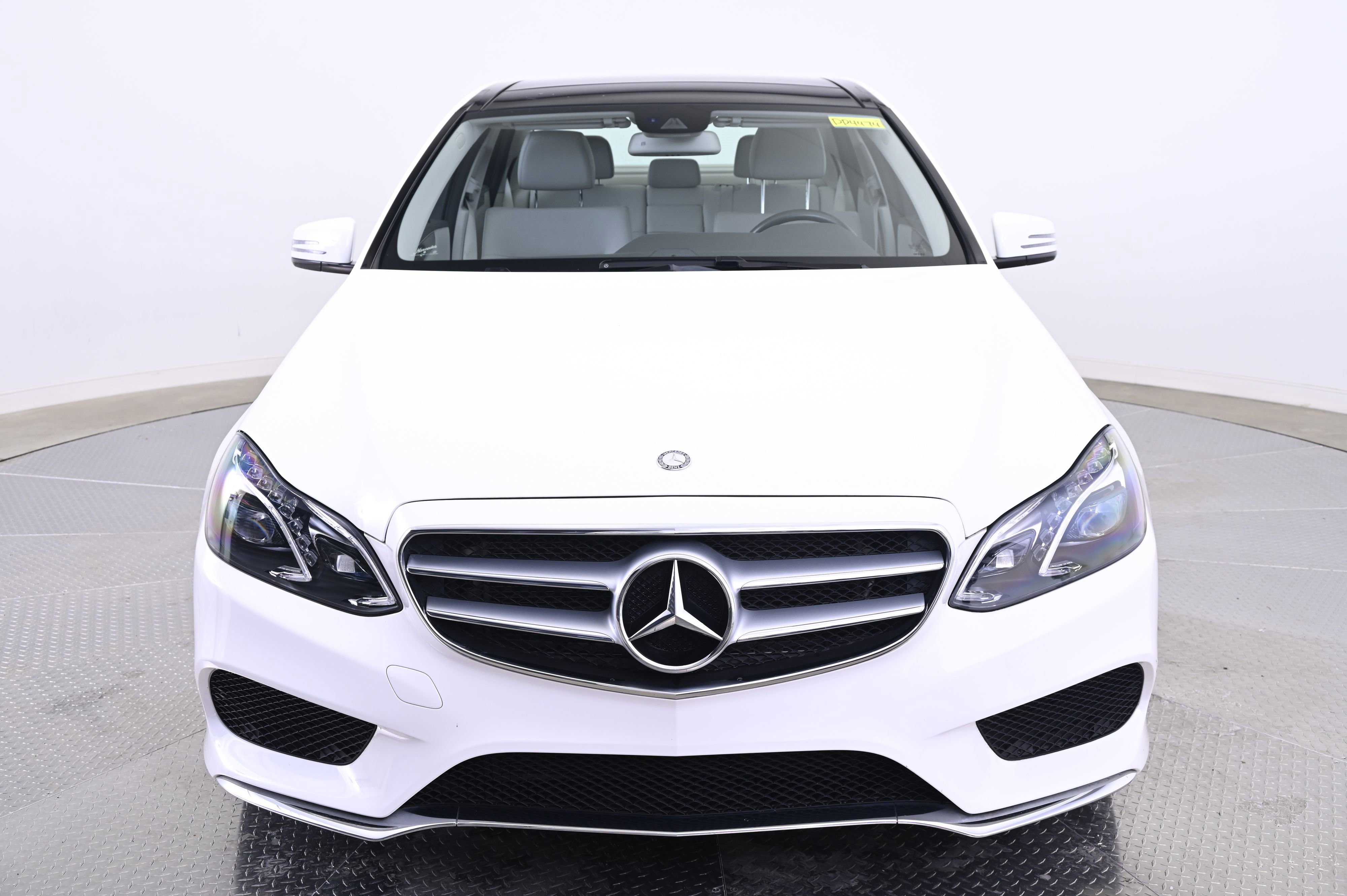 Used 2015 Mercedes-Benz E 400 4MATIC Sedan image 10