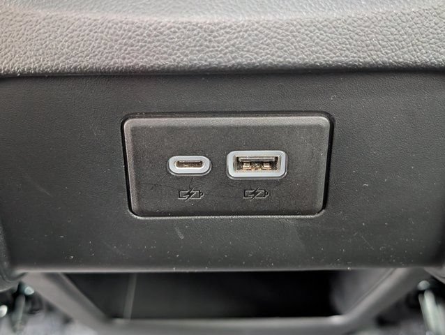 Used 2023 Chevrolet Blazer LT FWD image 29