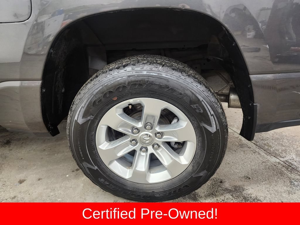 Certified 2024 RAM 1500 Laramie RWD image 36