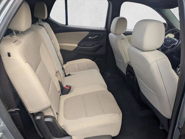 Used 2023 Chevrolet Traverse LS w/ Midnight/Sport Edition image 22