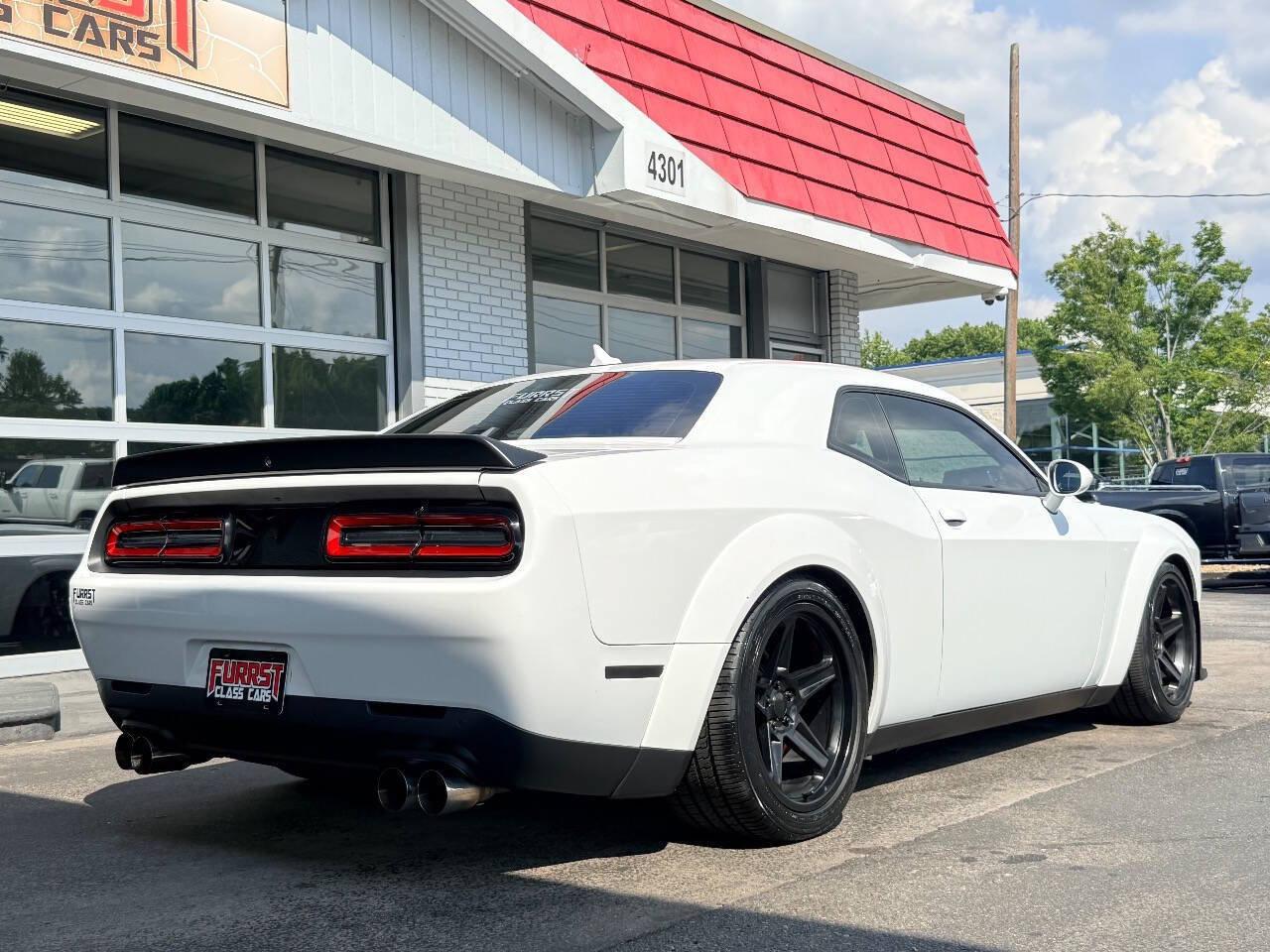 Used 2019 Dodge Challenger R/T Scat Pack RWD image 3