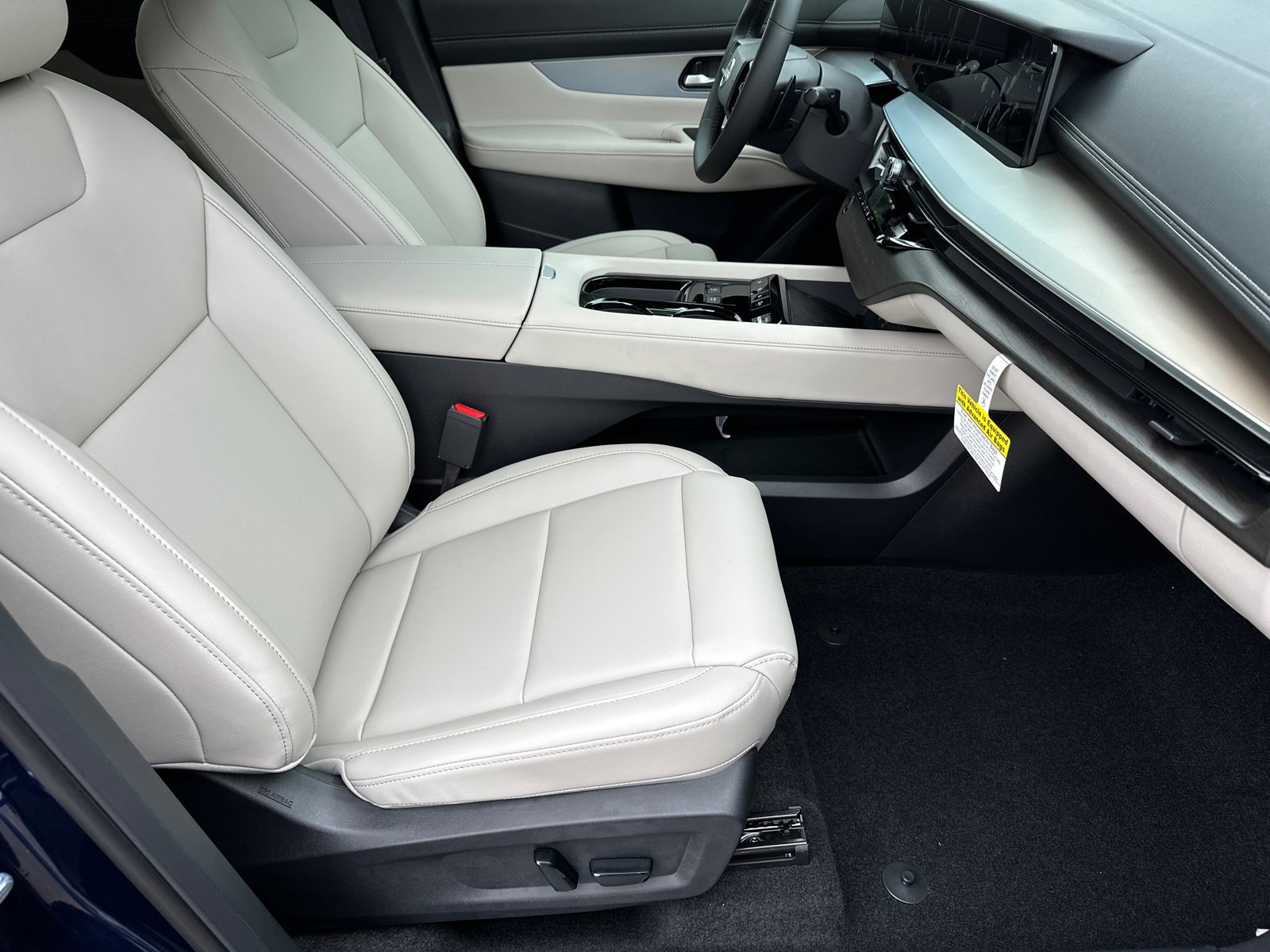 New 2025 Nissan Murano SL w/ Cargo Package image 13