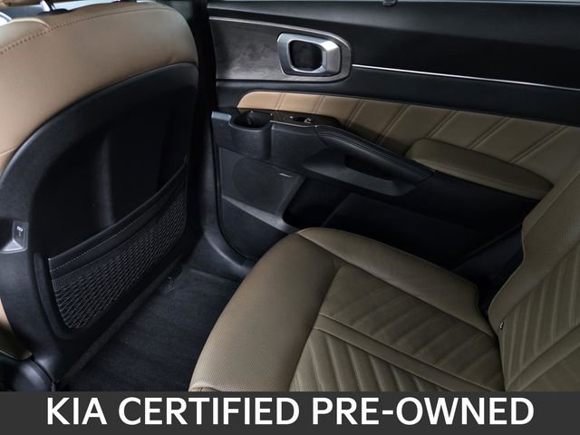 Used 2025 Kia Sorento SX Prestige w/ Olive Brown Leather Package image 17