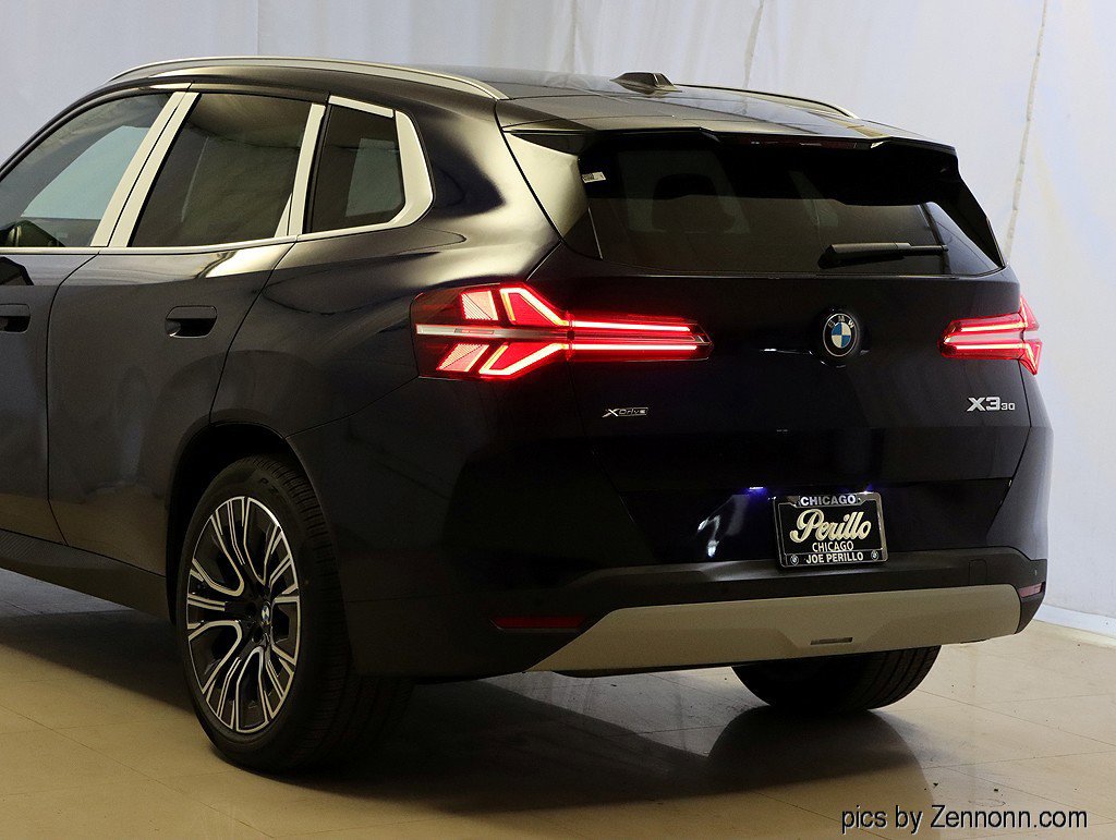 Used 2026 BMW X3 xDrive30i w/ Premium Package AWD/4WD image 9