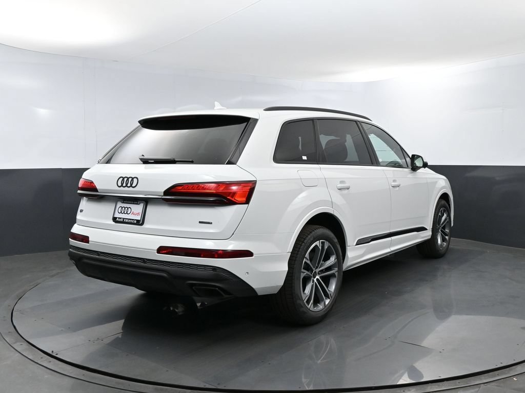 New 2026 Audi Q7 2.0T Premium AWD/4WD image 22