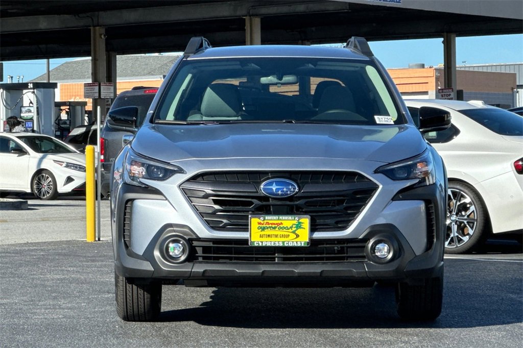 New 2025 Subaru Outback Premium image 9
