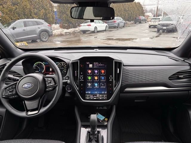 Used 2025 Subaru Forester Premium image 14