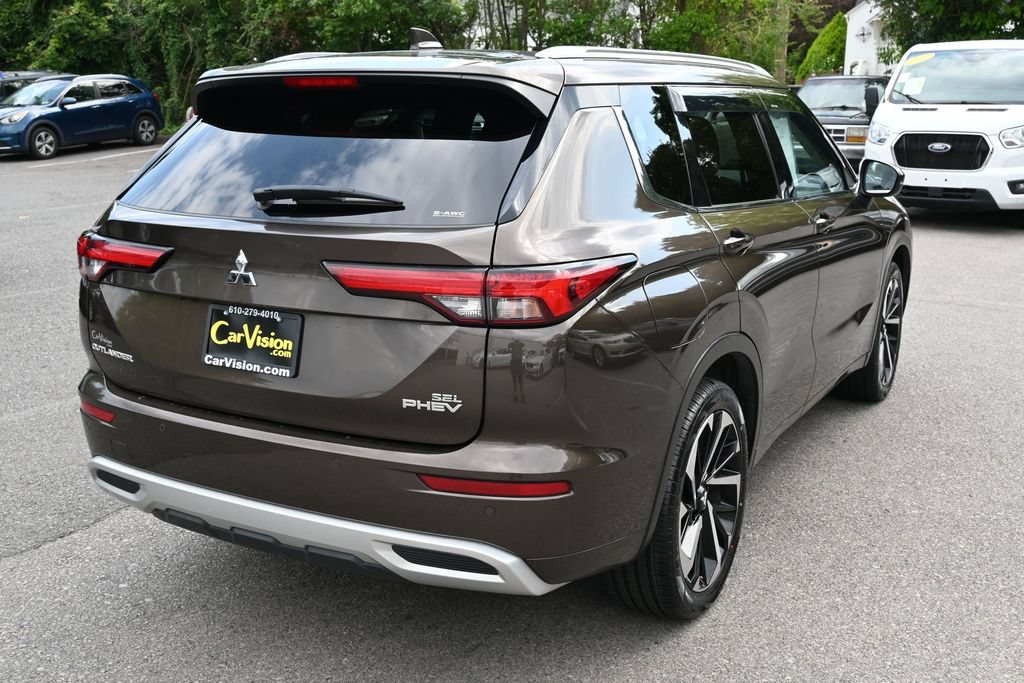 Used 2024 Mitsubishi Outlander SEL Black Edition AWD/4WD image 11
