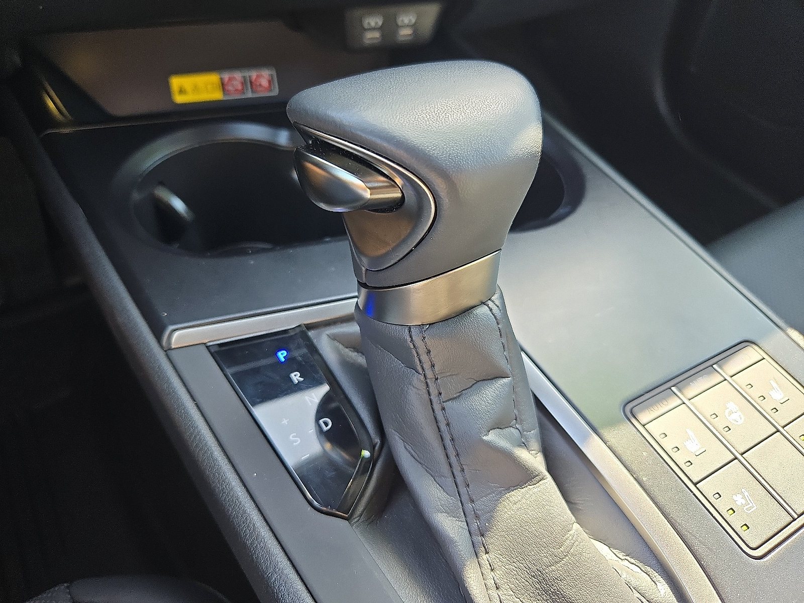 Used 2023 Lexus UX 250h F Sport w/ Accessory Package (Z2) AWD/4WD image 16