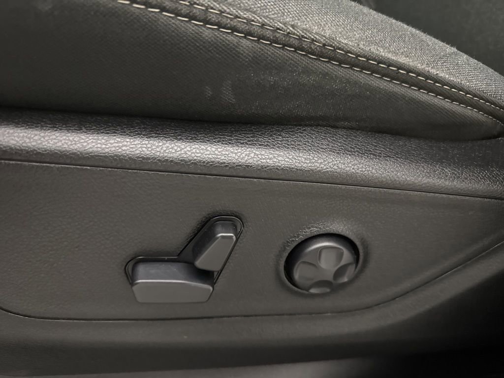 Used 2021 RAM 1500 Big Horn image 22