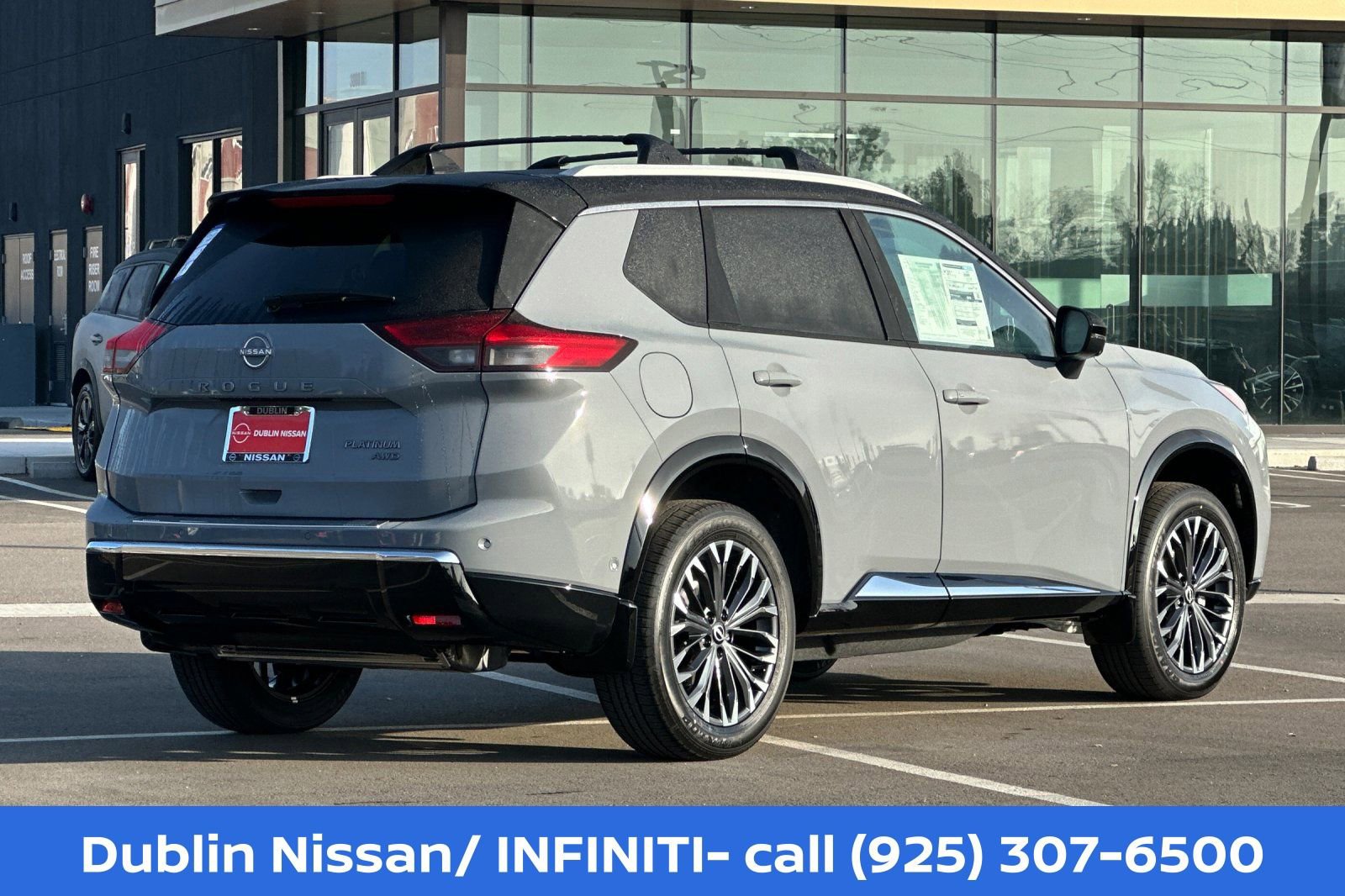 New 2026 Nissan Rogue Platinum w/ Platinum Premium Package AWD/4WD image 4
